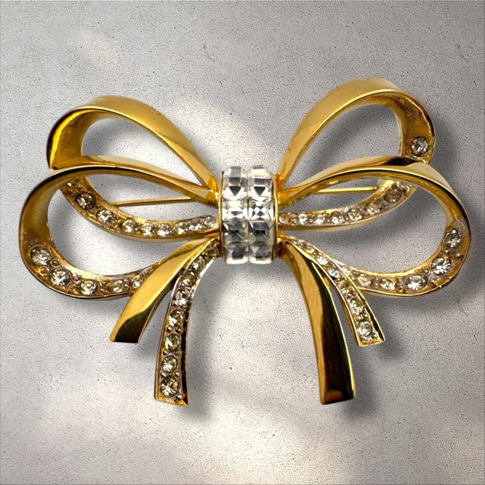 Nina Ricci Vintage 90's Rhinestone Crystal French Bow Brooch